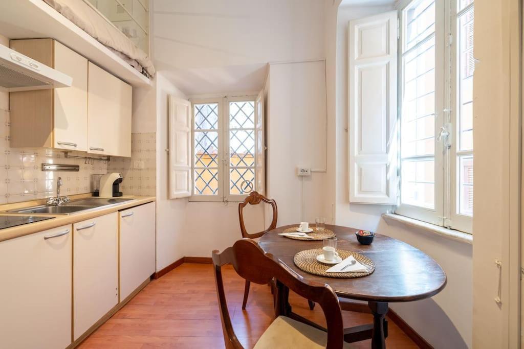 Tiny House Nel Cuore Di Roma エクステリア 写真