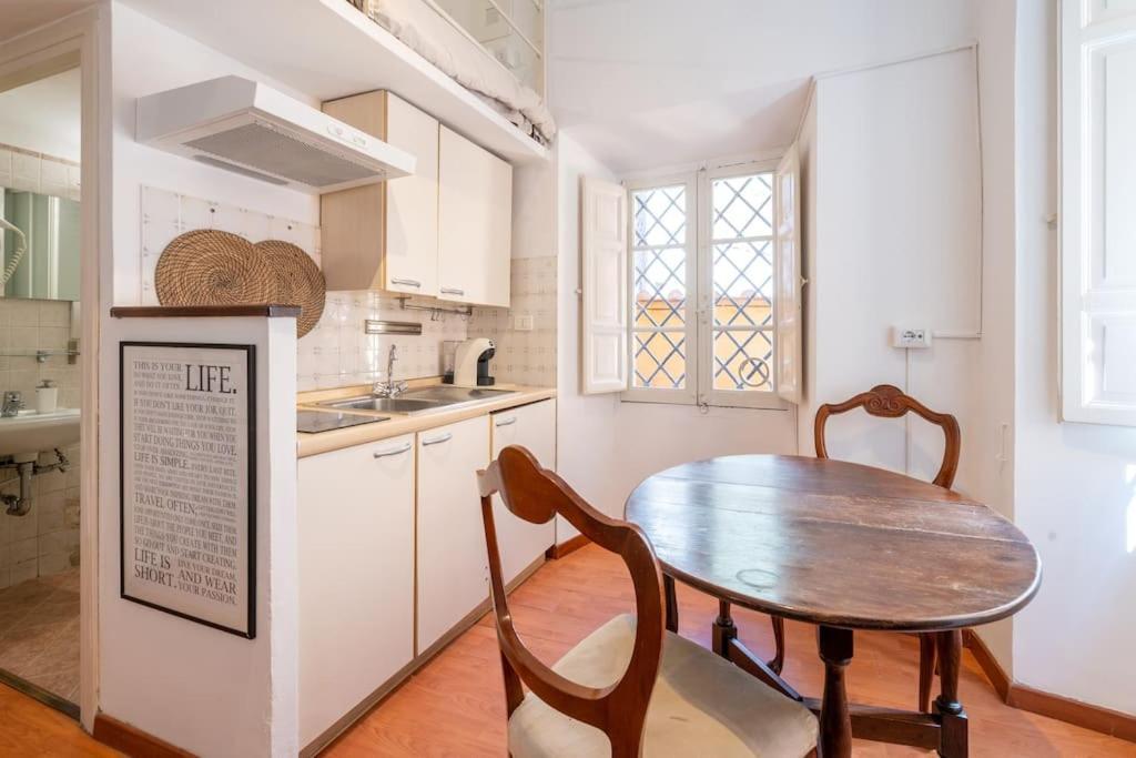 Tiny House Nel Cuore Di Roma エクステリア 写真